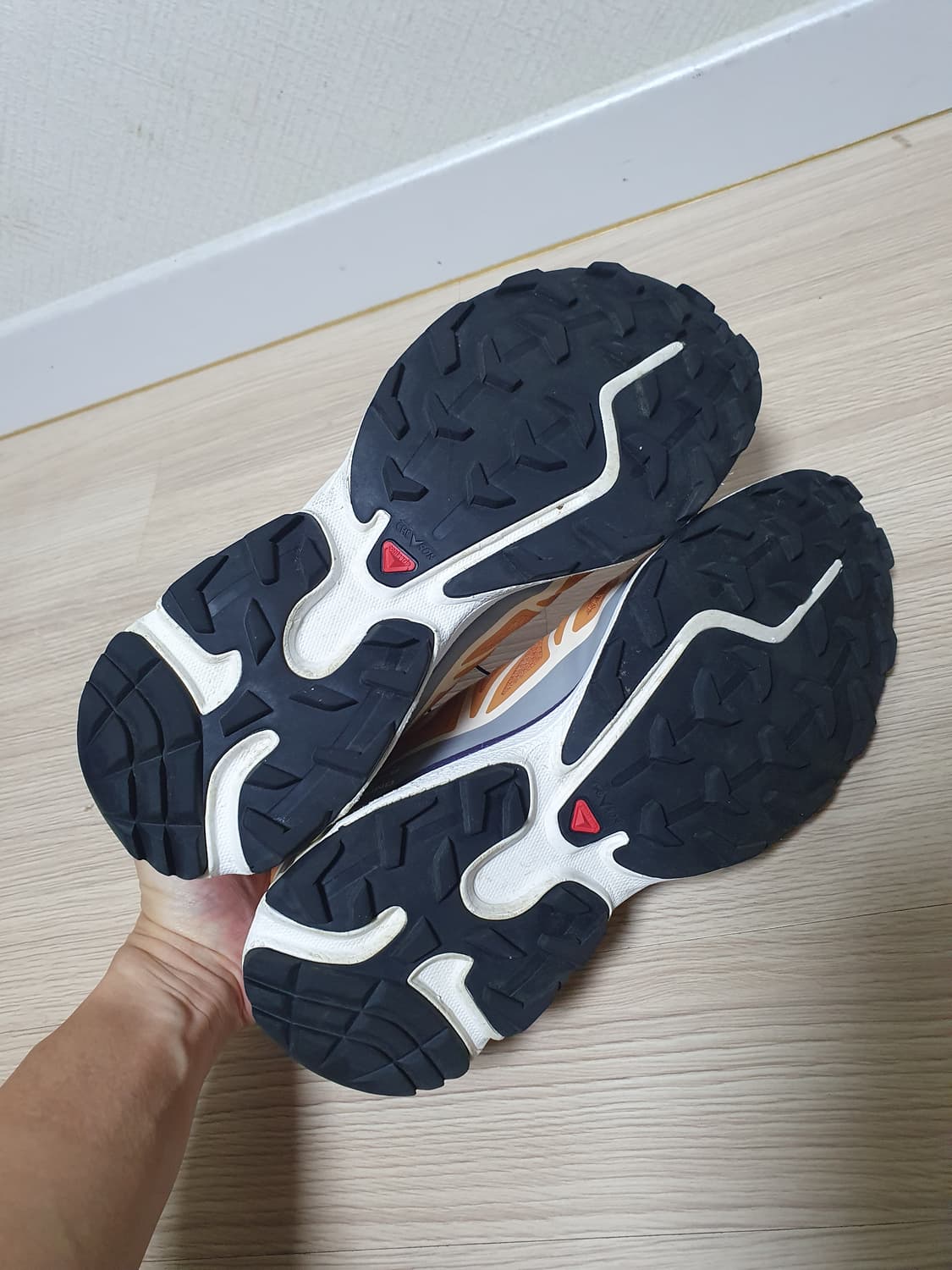 살로몬 XT-6 애프리콧 버프 트레킹화 280 상품이미지7