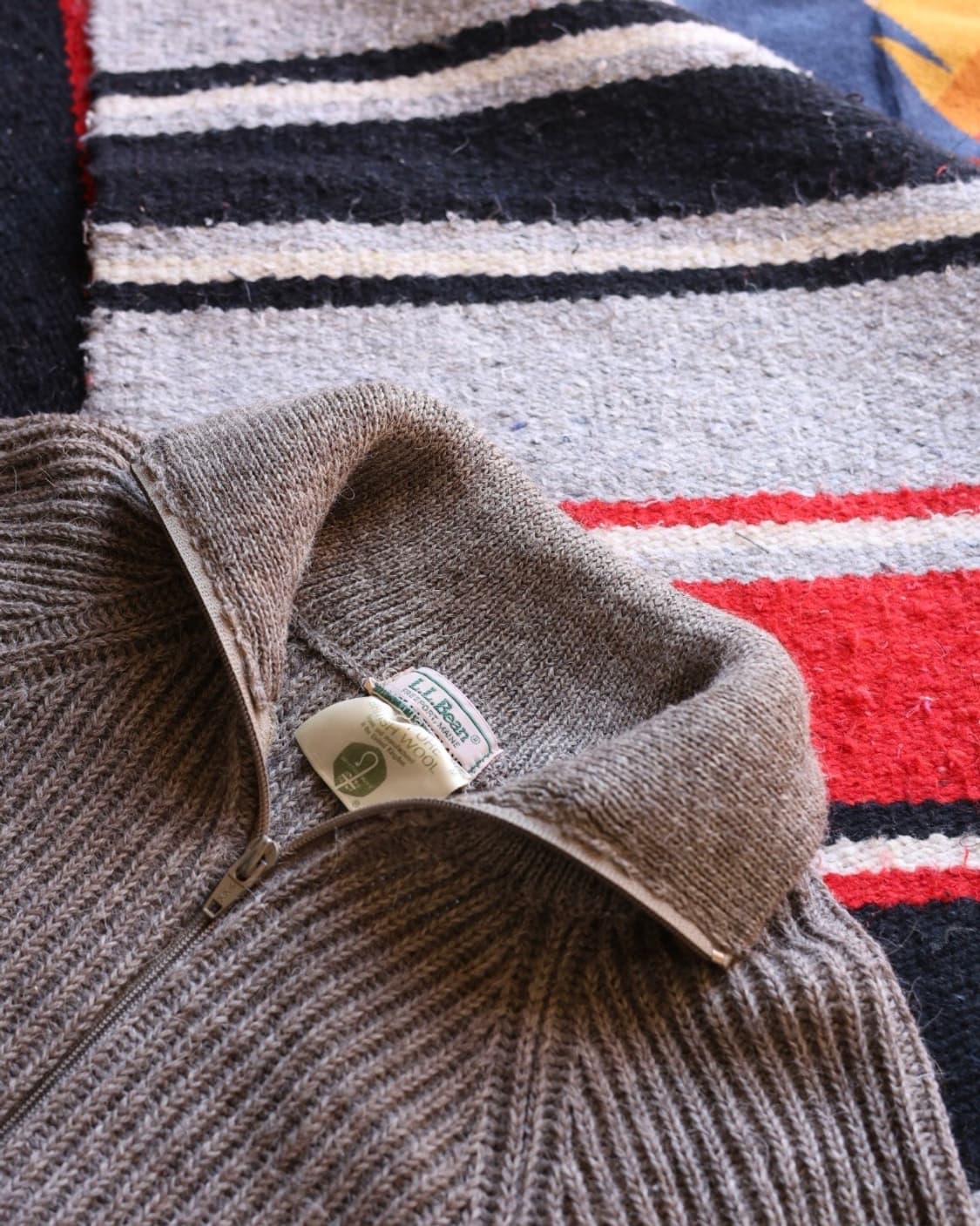 엘엘빈 80s 브리티쉬 울 앨보우 패치 니트 가디건 상품이미지2