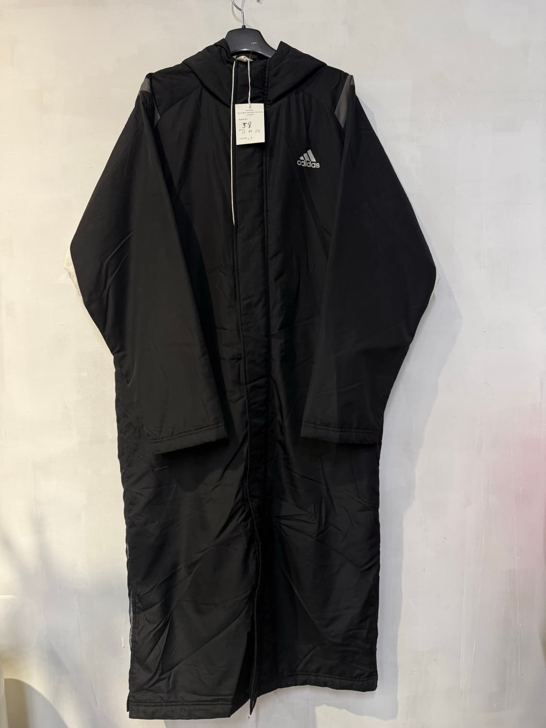 아디다스 블랙 롱패딩자켓 상품이미지1