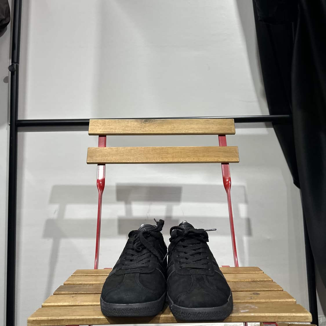 250) 아디다스 운동화 남녀공용 신발 가젤 블랙 스웨이드 상품이미지2