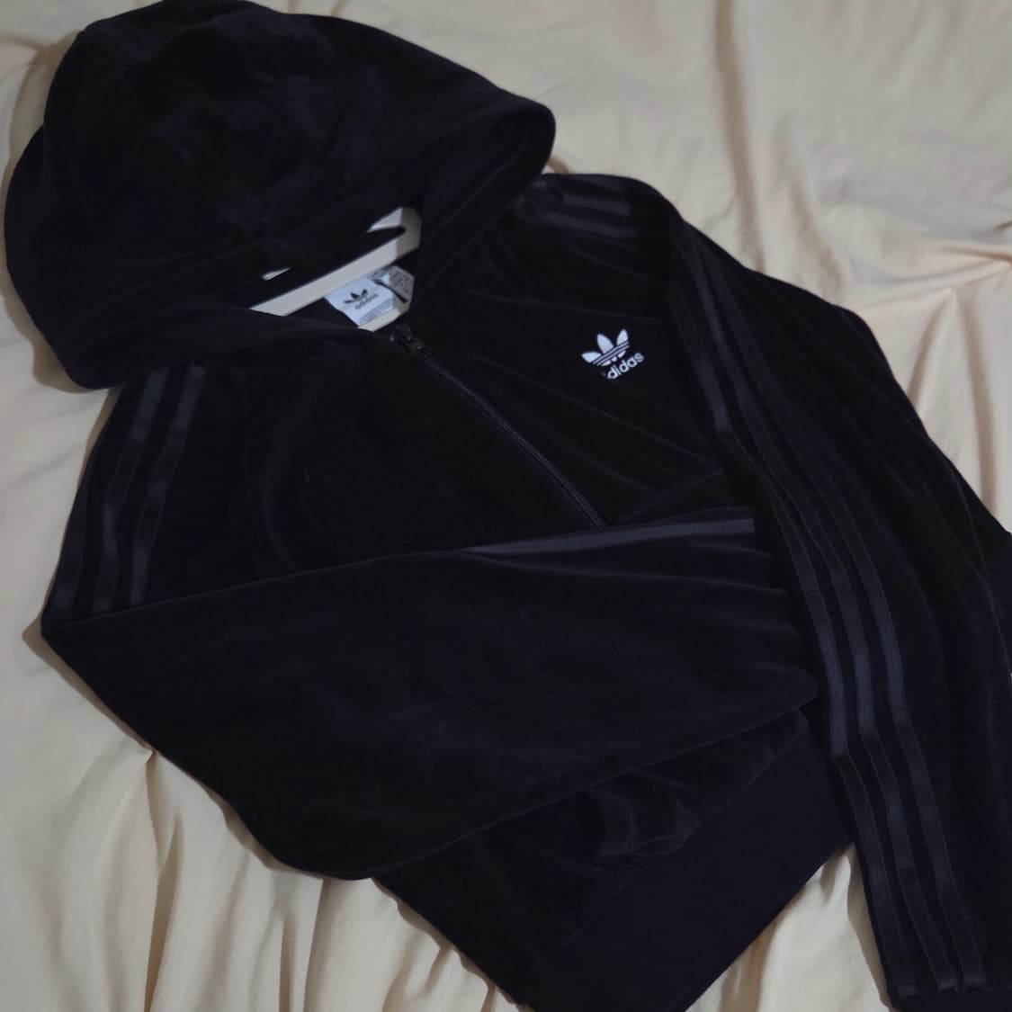 아디다스 벨루어 벨벳 여성 트레이닝 세트 져지 트랙탑 셋업 상품이미지1