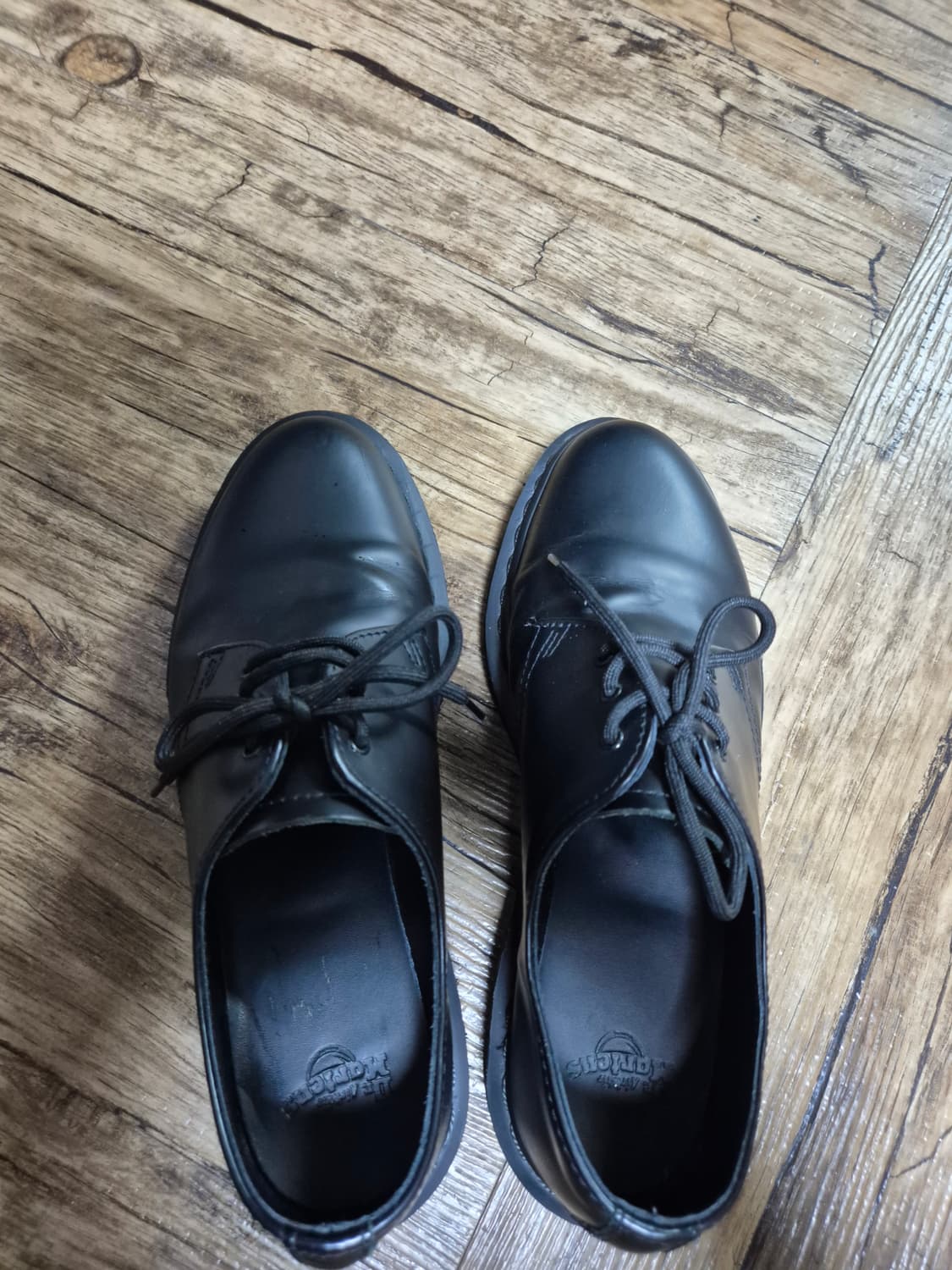 닥터마틴 1461 3홀 모노 블랙 상품이미지2