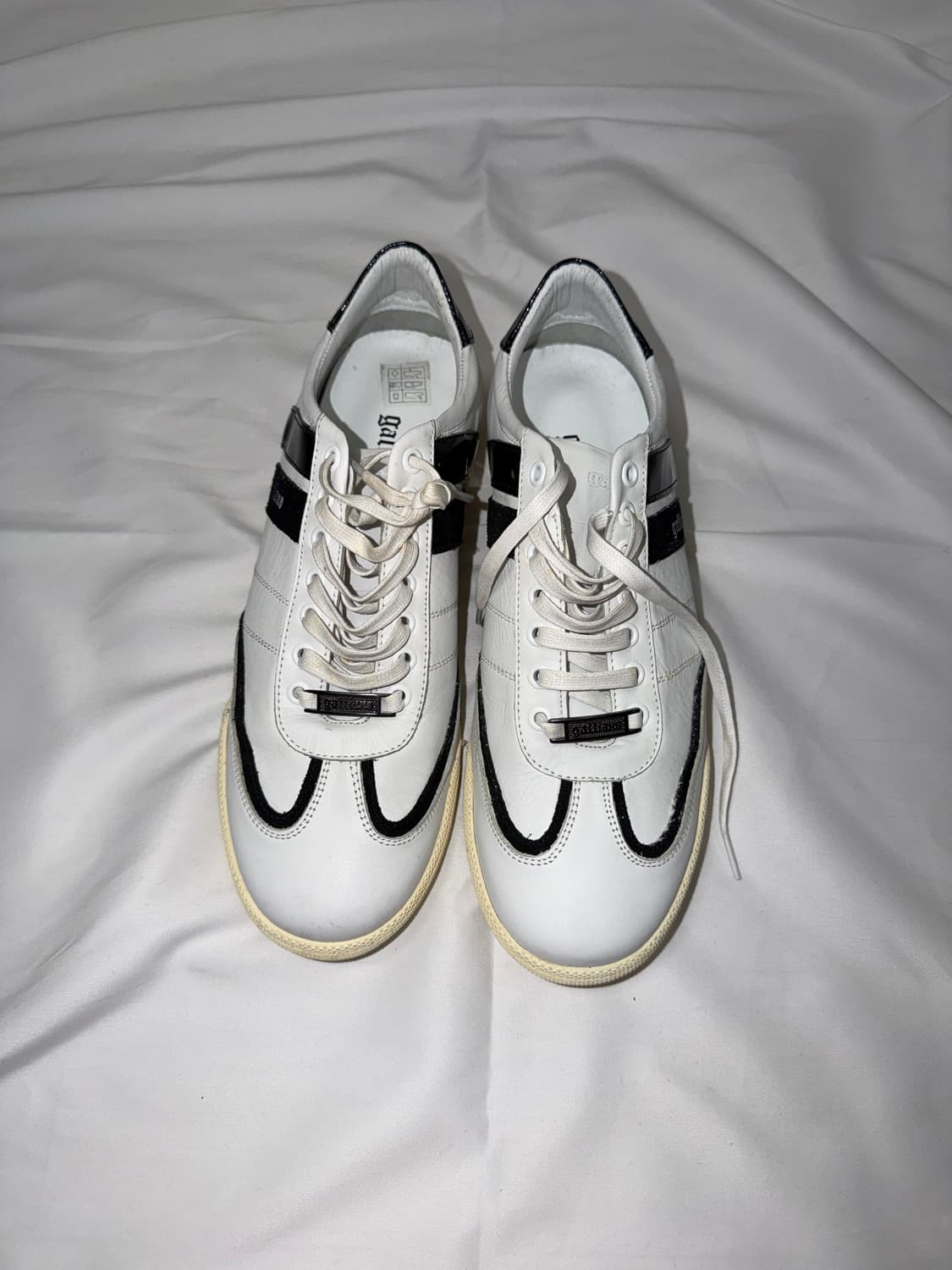 존갈리아노 아카이브 스니커즈 상품이미지1