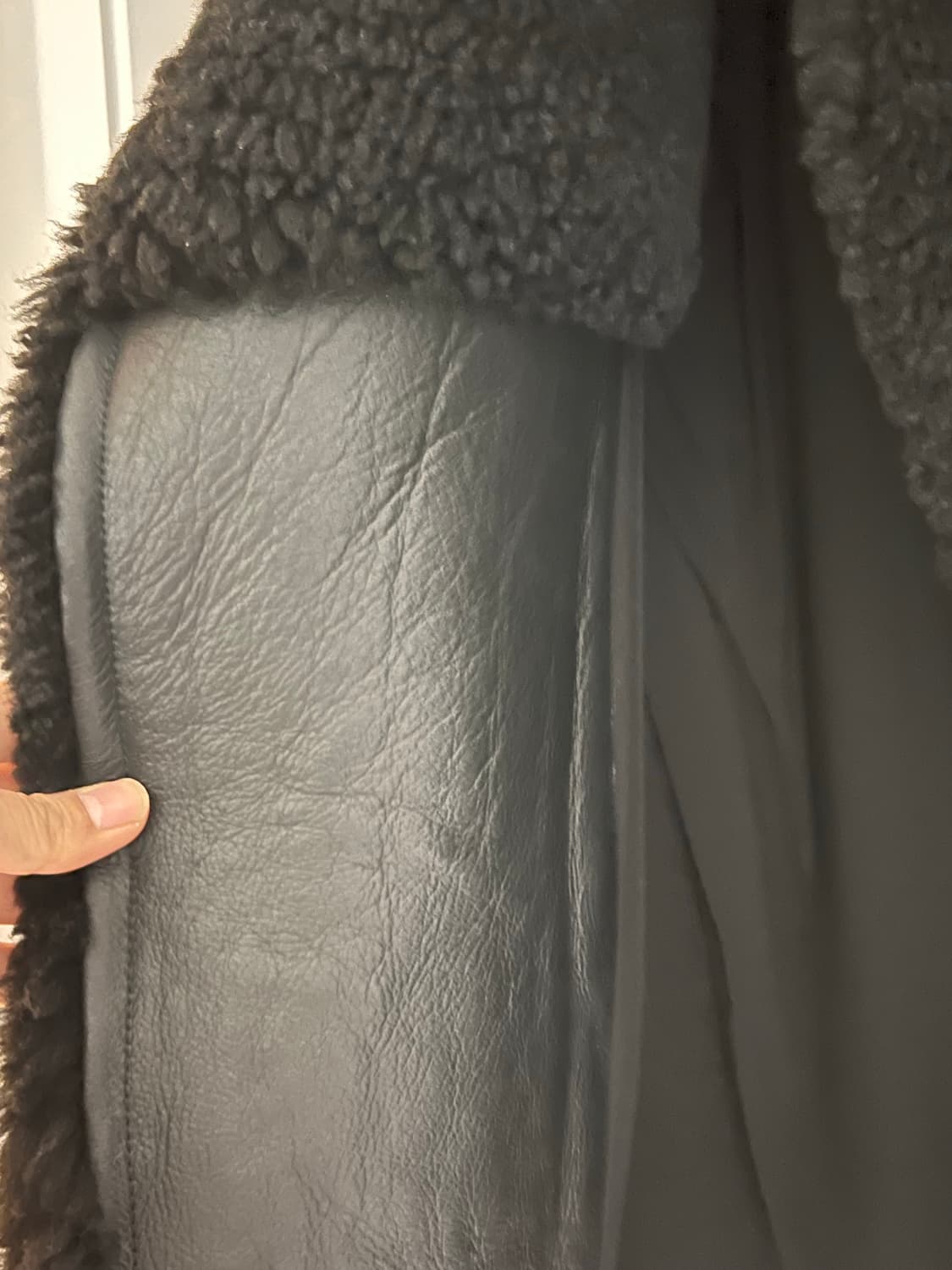 IRO 이로 양 가죽 무스탕 상품이미지3