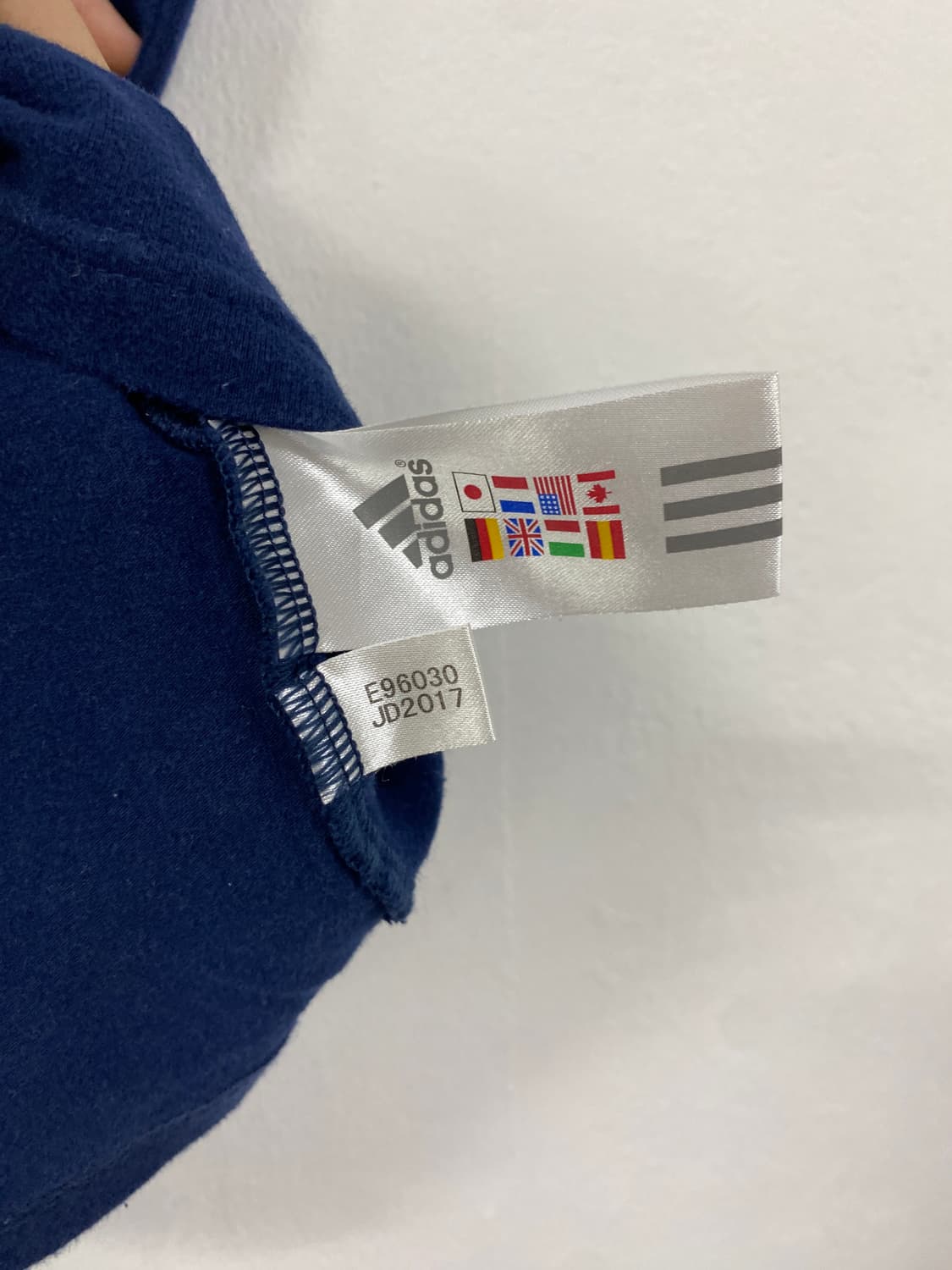 ADIDAS Y2K NAVY T-SHIRT 상품이미지6