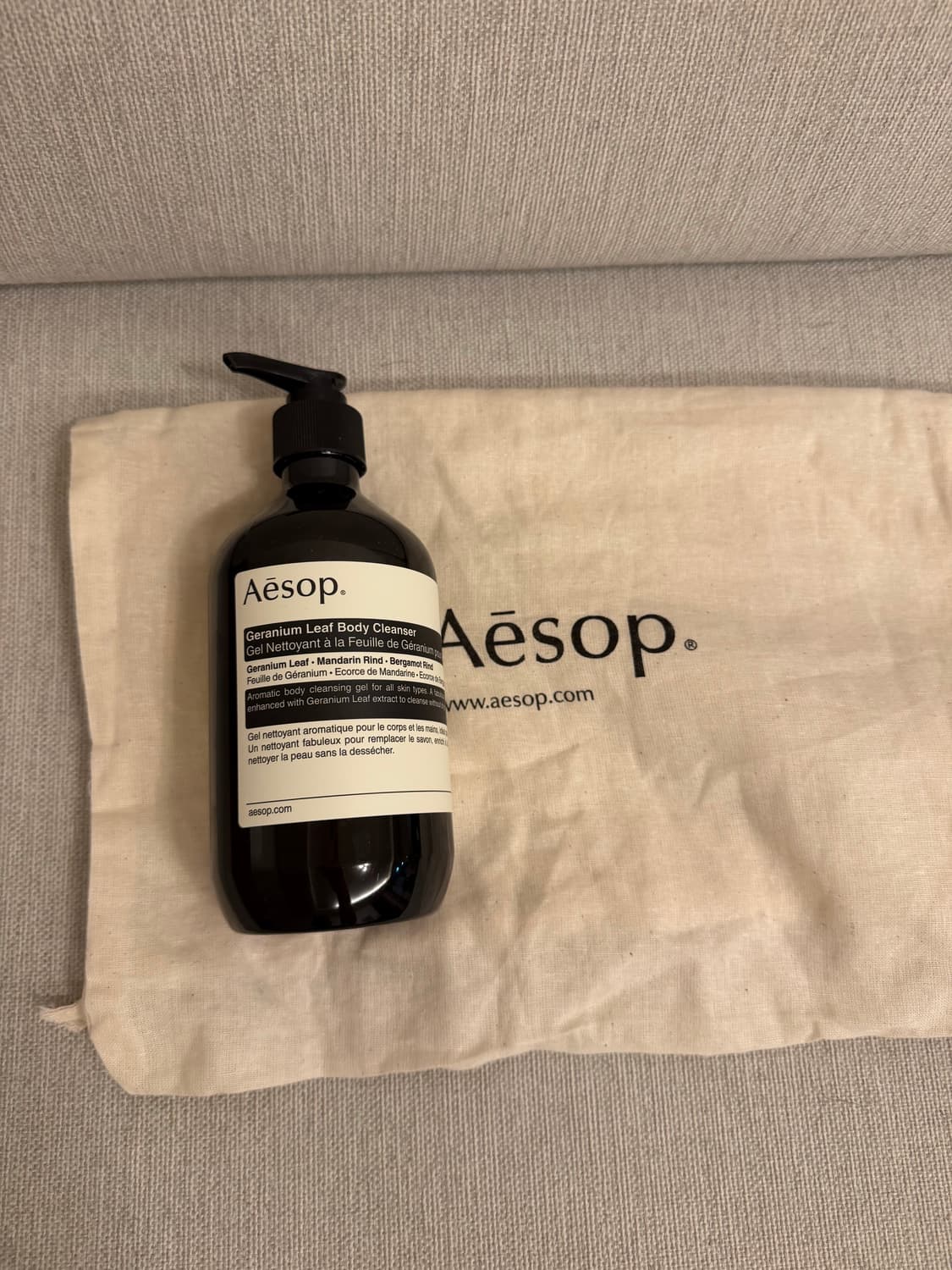 [새제품] 이솝 제라늄 리프 바디 클렌저 500 ml - 정가 59000 상품이미지1