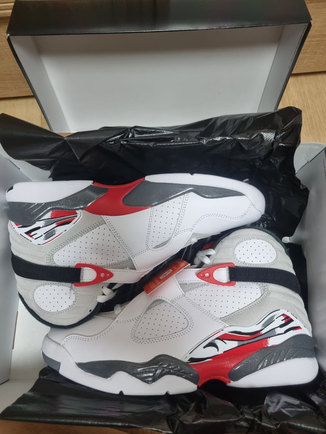 나이키 조던8 벅스버니 2025 275새상품 상품이미지4