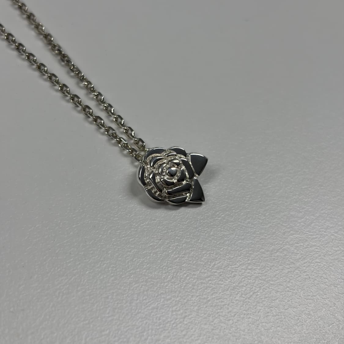 샤넬 까멜리아 목걸이(silver925) 상품이미지2