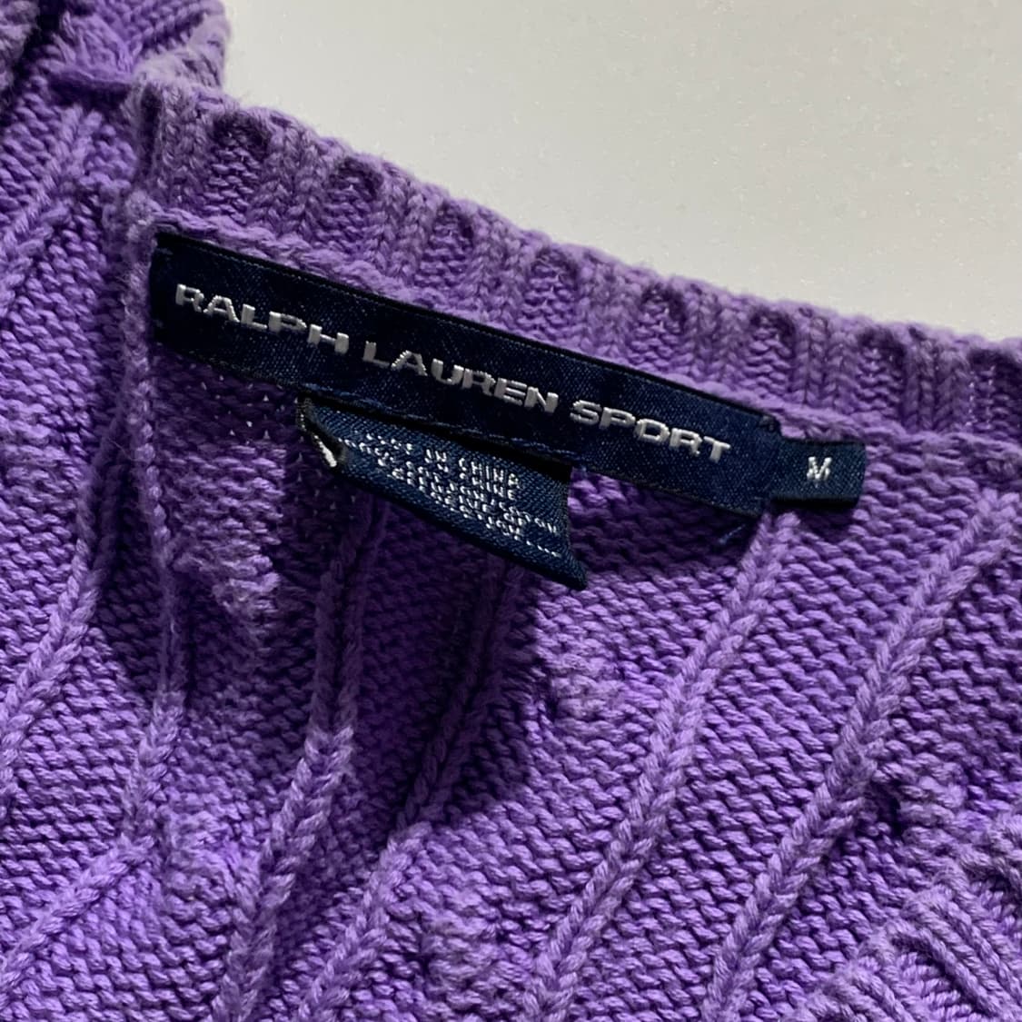 폴로 연보라 케이블 브이넥 코튼니트 상품이미지4