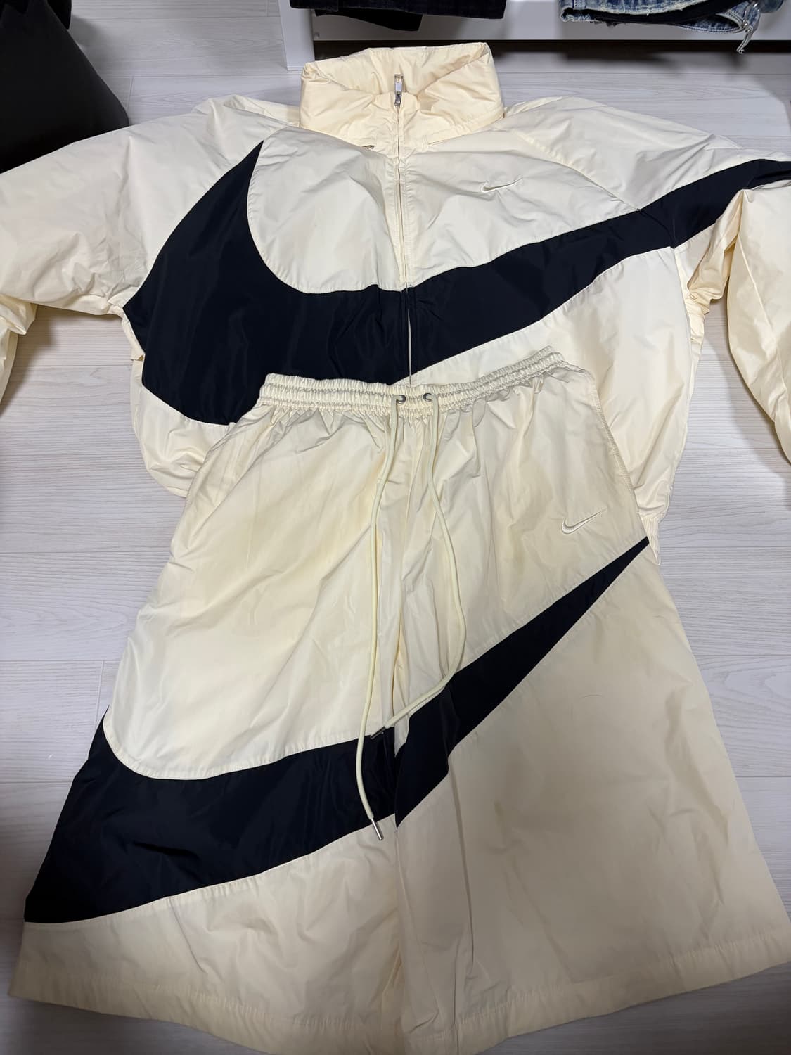 나이키 스우시 바람막이 상하의 세트 상품이미지1