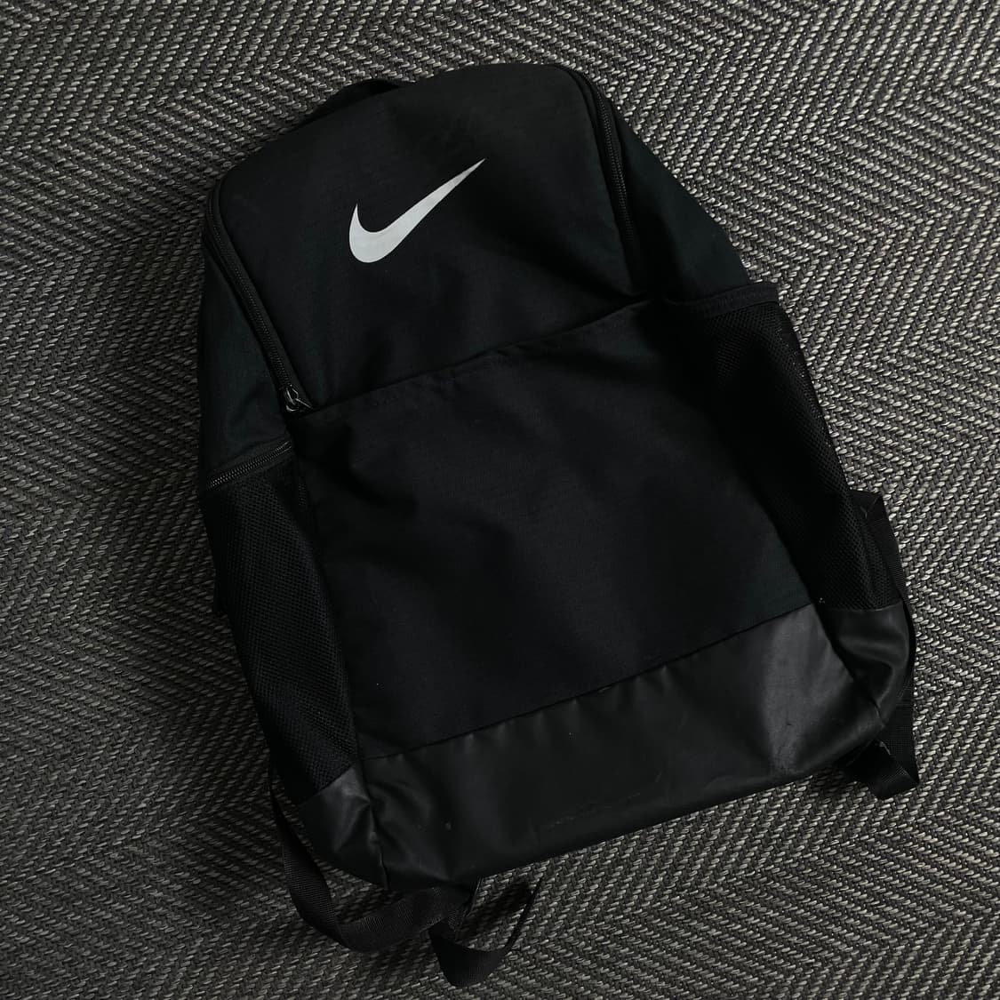 나이키 빅스우시 블랙 포켓 디테일 백팩y 3238 상품이미지1
