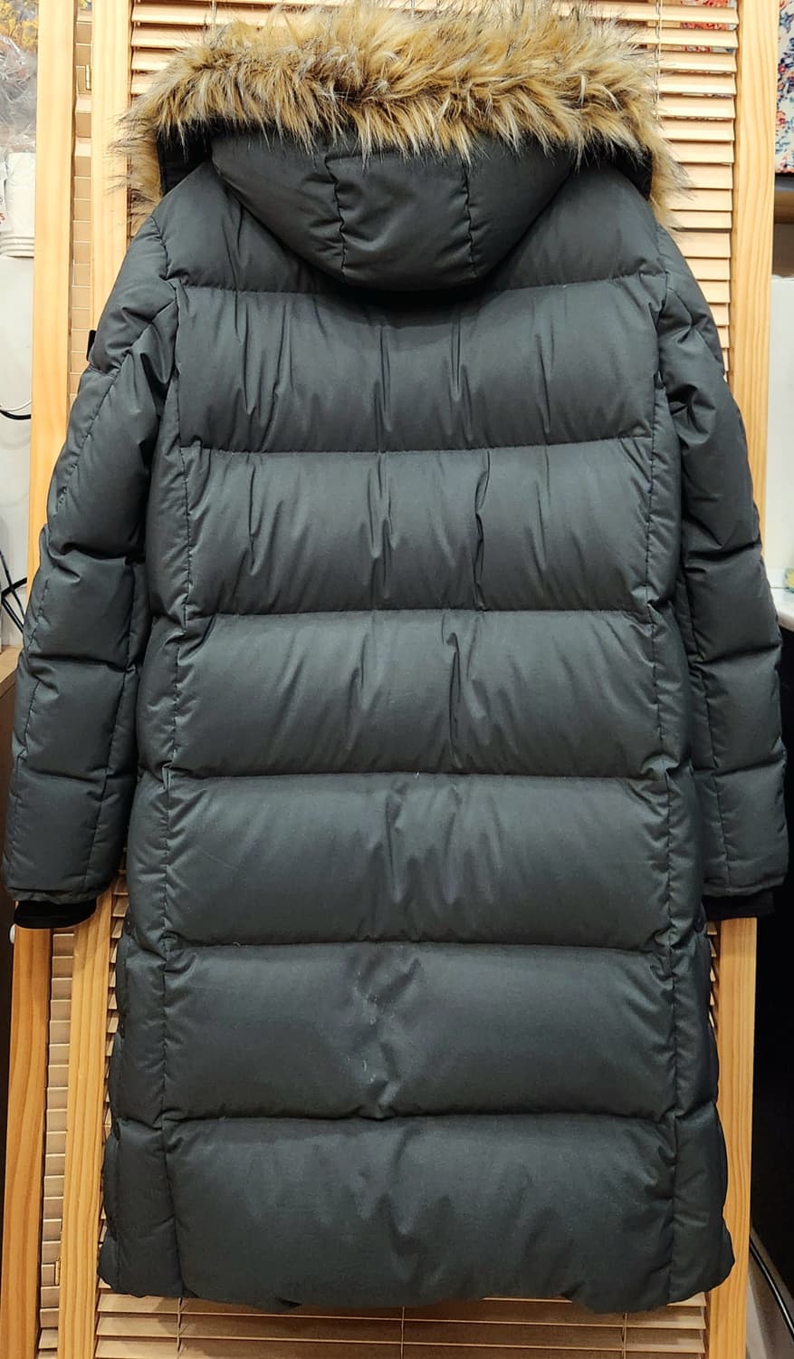 내셔널지오그래픽 유니섹스 카이만 구스롱패딩 상품이미지3