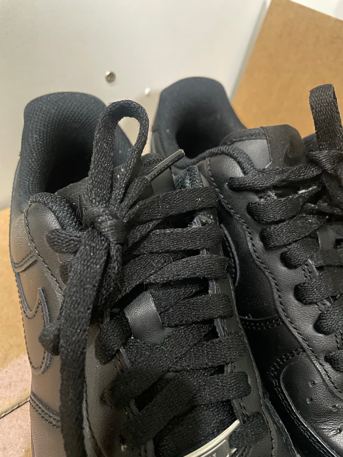 나이키 W 에어포스1 올블랙 240 상품이미지8