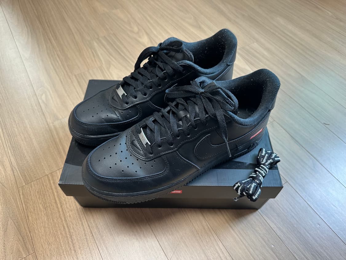 나이키 슈프림 에어포스 1 로우  블랙 285 상품이미지1