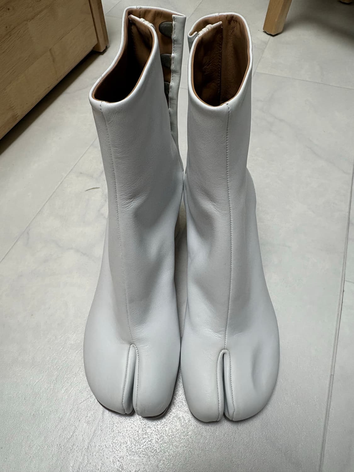 메종 마르지엘라 카프스킨 타비 부츠 화이트 38 판매 상품이미지1