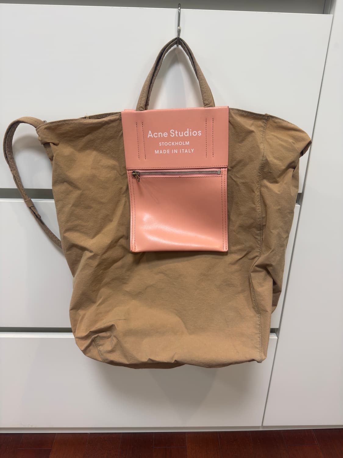 아크네스튜디오 토트백 상품이미지1