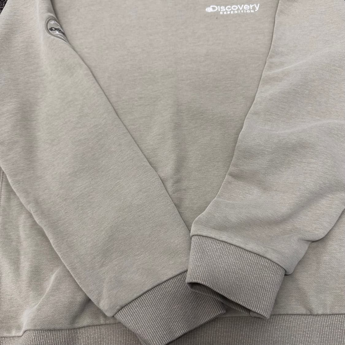 디스커버리 맨투맨 아이보리 100(L) 상품이미지4