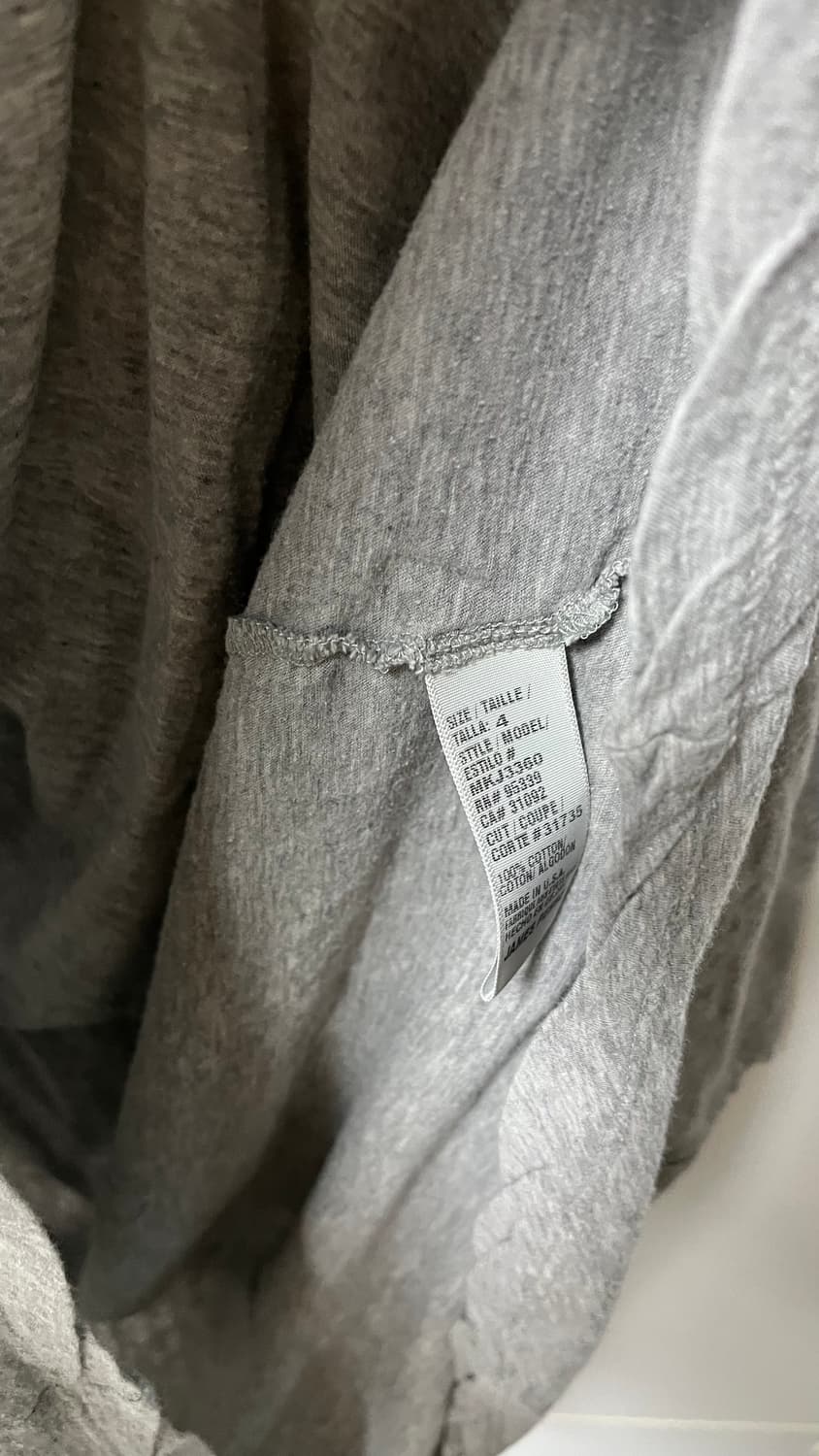 제임스펄스 4 손석구 회색 반팔 상품이미지3