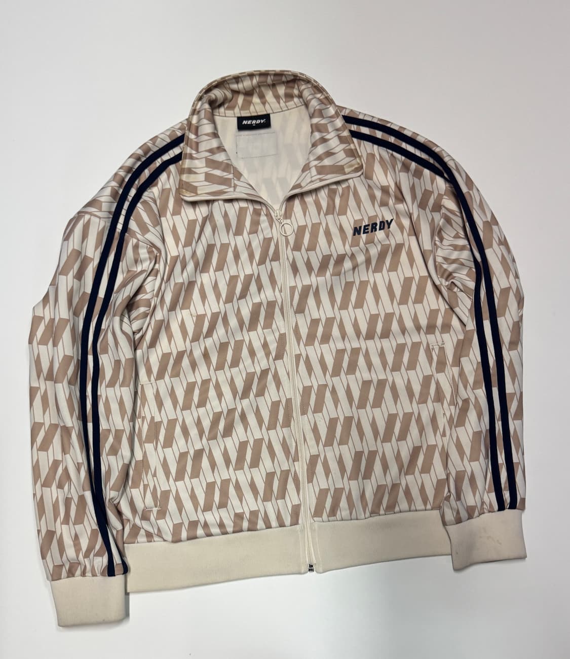 널디 Nerdy 귀여운 모노그램 심볼 트랙탑 져지 상품이미지1