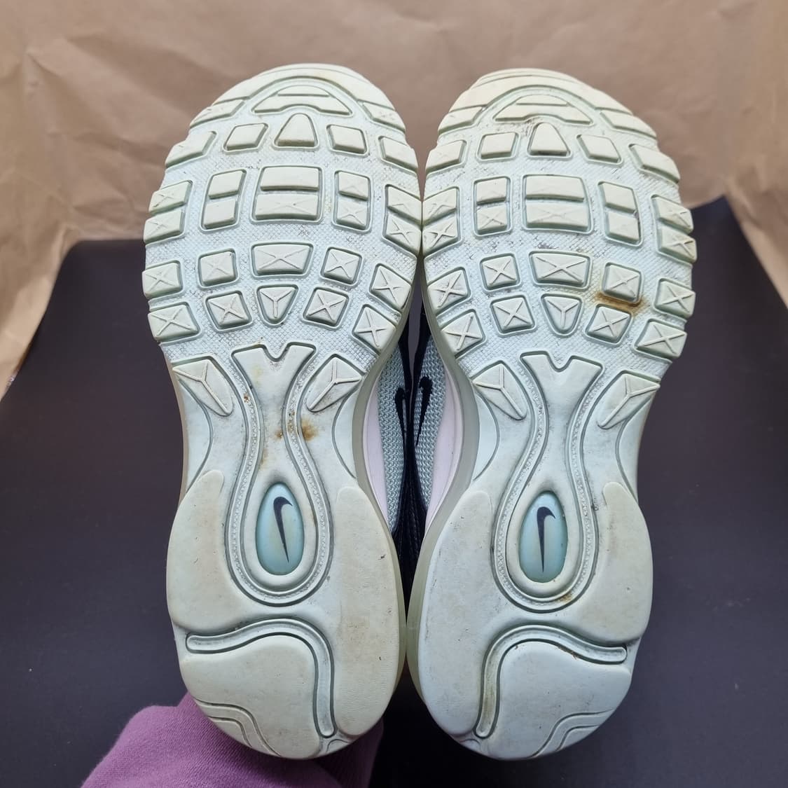 나이키 에어맥스 97 블랙 이글루 운동화240 상품이미지3