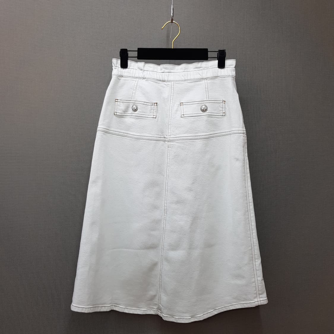 한섬 마인 2022 코튼 스트레치 데님 미디 스커트 67-98사이즈 상품이미지4
