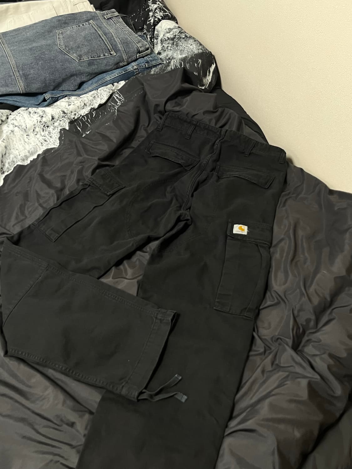 칼하트 WIP 모라가 트윌 레귤러 카고 팬츠 블랙 상품이미지2