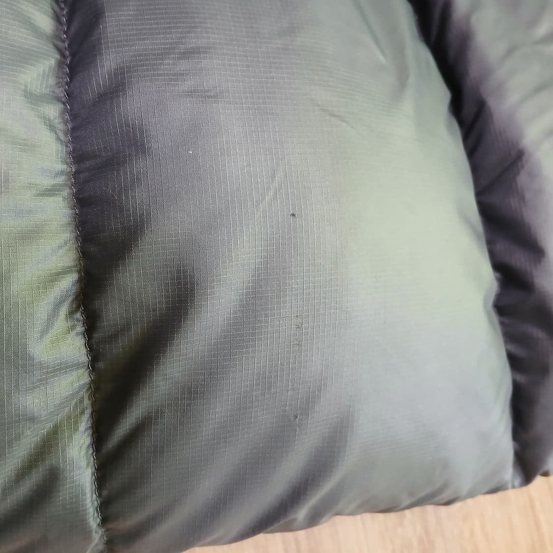 TNF 노스페이스 구스 조끼 패딩 베스트 자켓 그레이 차콜 상품이미지6