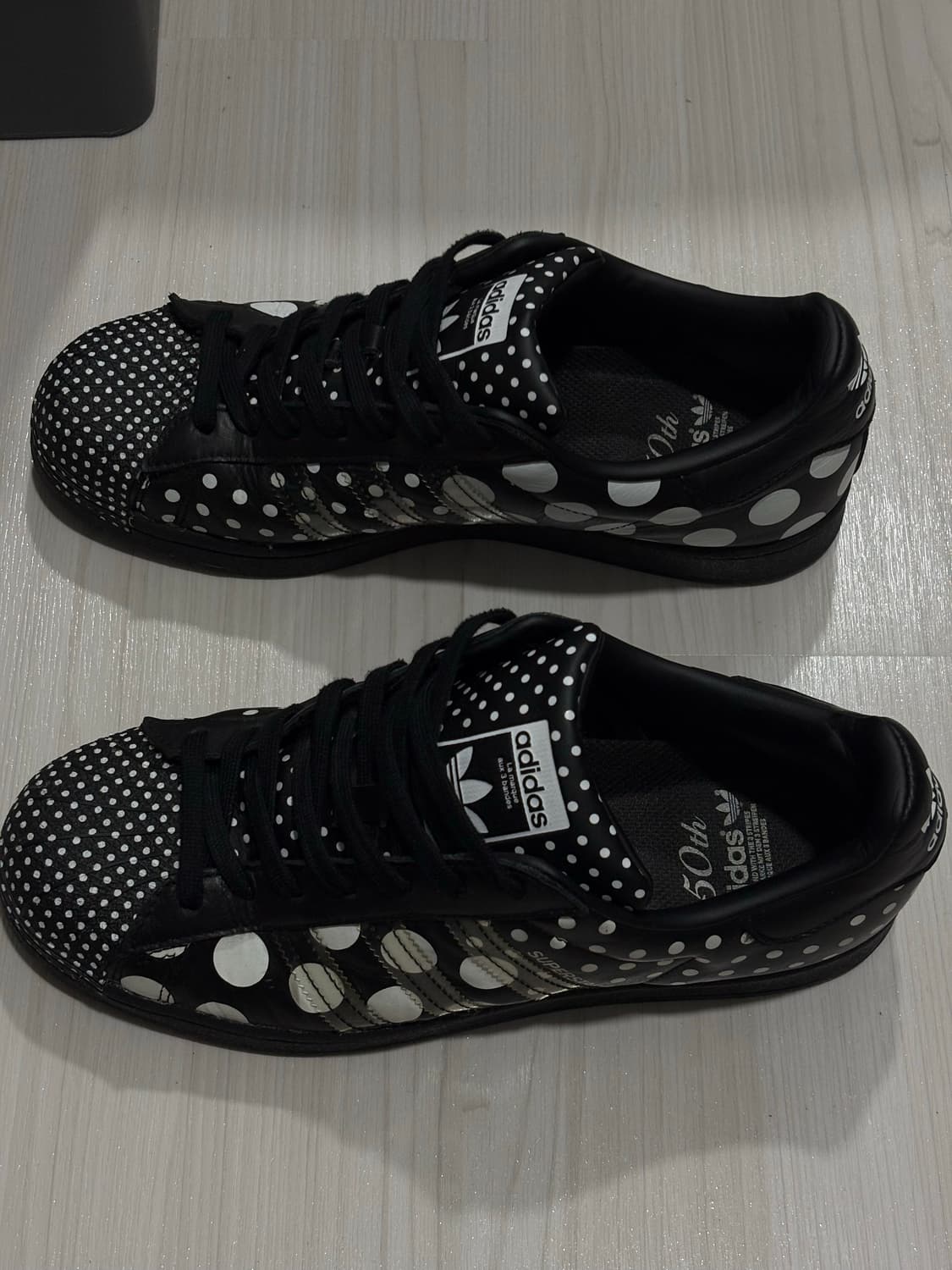 아디다스 슈퍼스타 50th 폴카 도트 스니커즈 상품이미지2