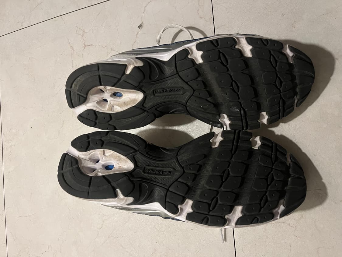 뉴발란스 740 화이트 실버 275mm 상품이미지5