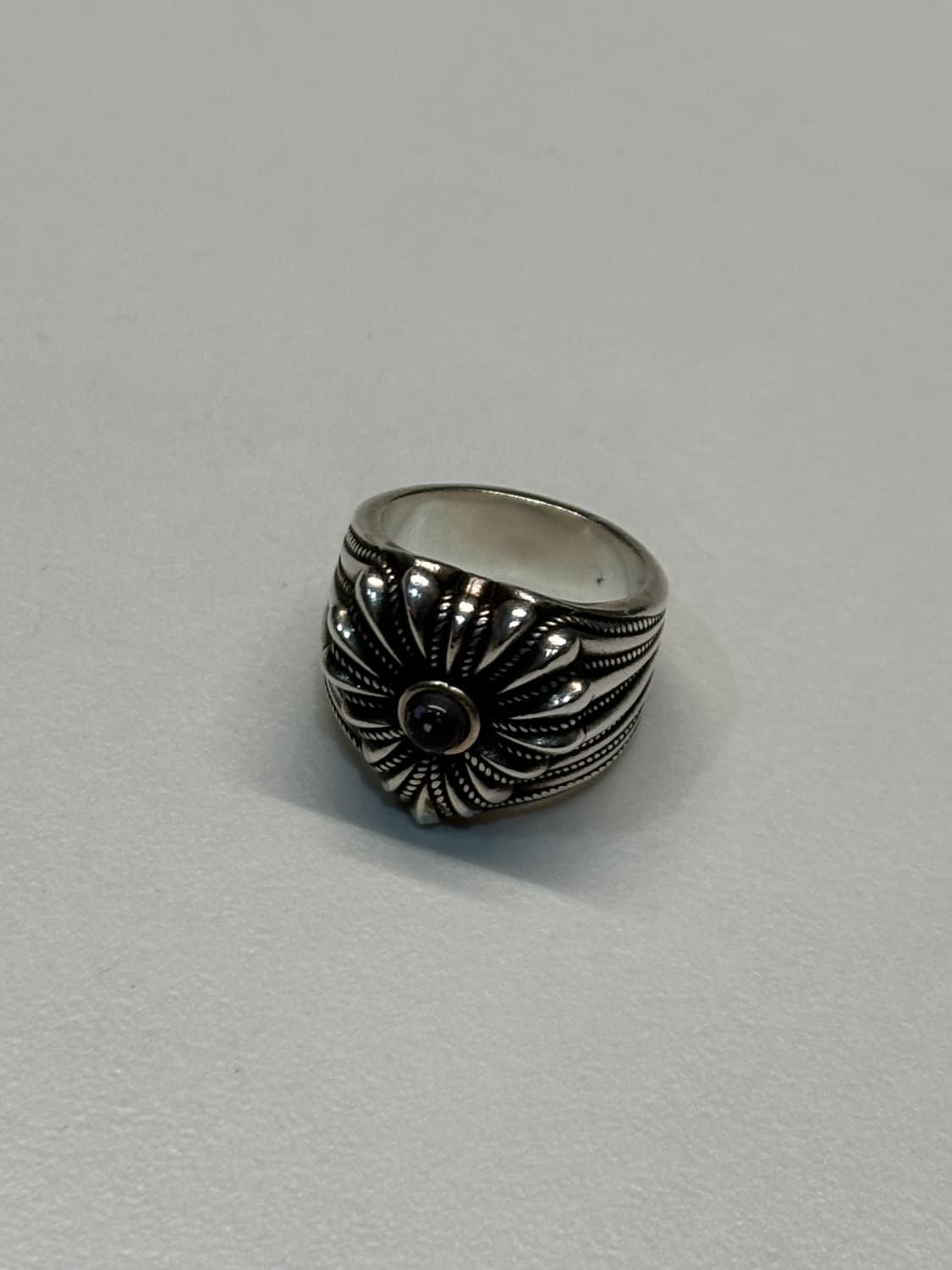 구찌 인터로킹 하트 실버링 반지 크롬하츠 상품이미지4