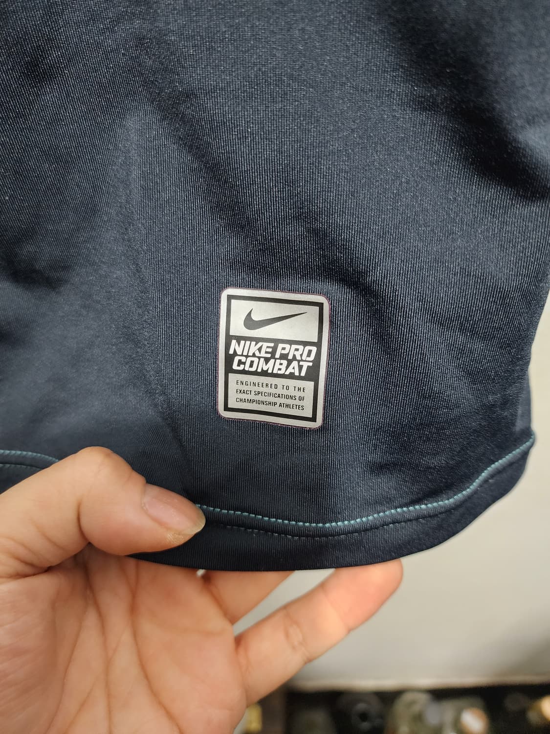 나이키 프로컴뱃 기능성 긴팔티 상품이미지4