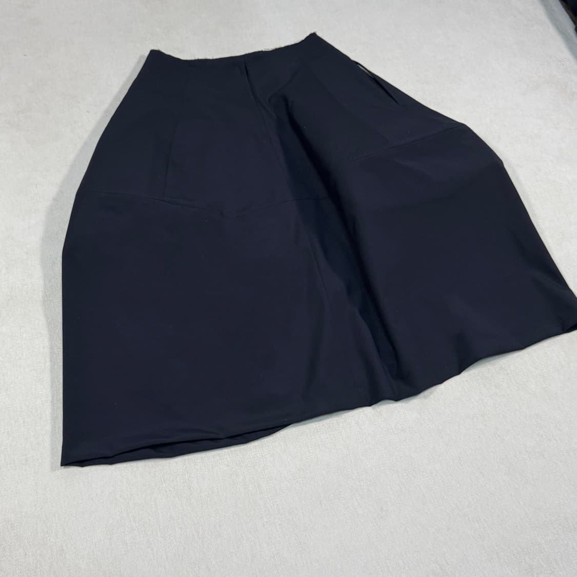 3D Panel Wool Midi Navy Skirt 상품이미지4