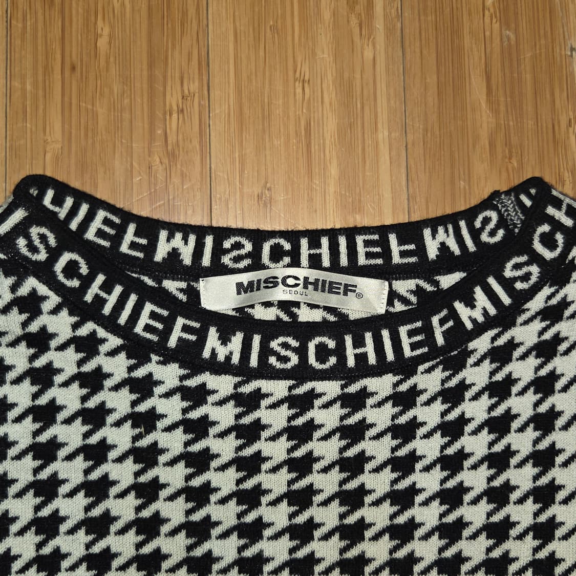 미스치프 패턴 크롭 니트 베스트 (M) 상품이미지2