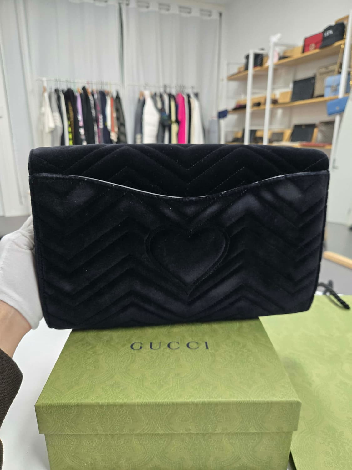 [40%할인] 구찌 마몬트 플랩 클러치백 상품이미지2