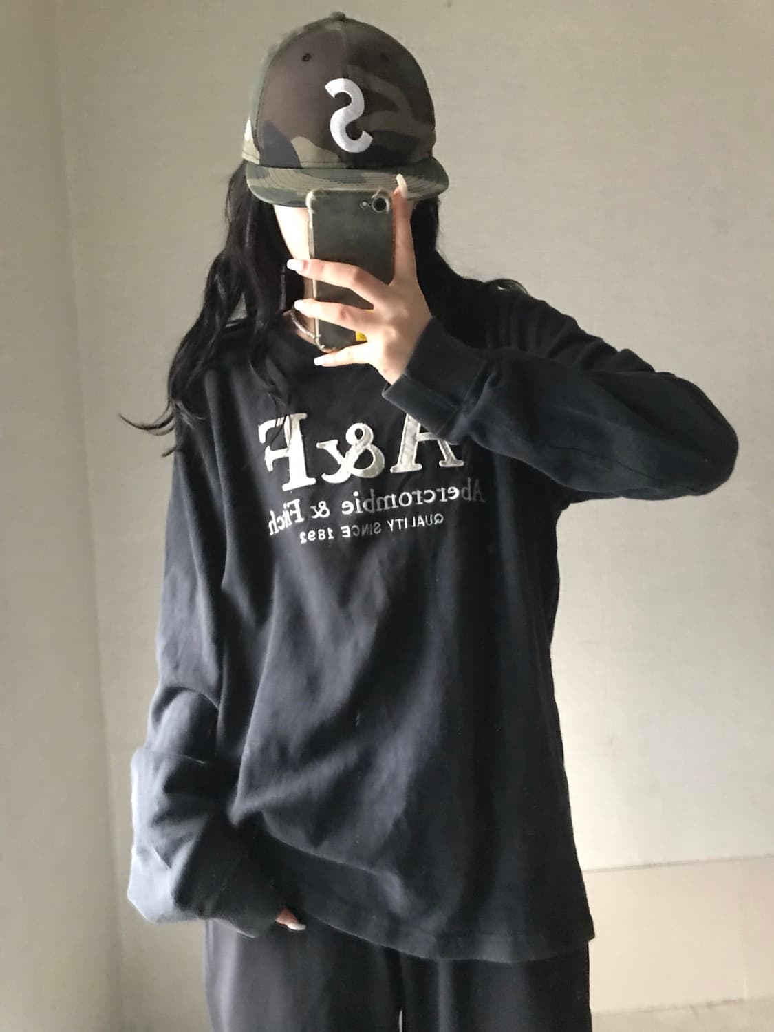 아베크롬비 빅로고 롱슬리브 상품이미지2