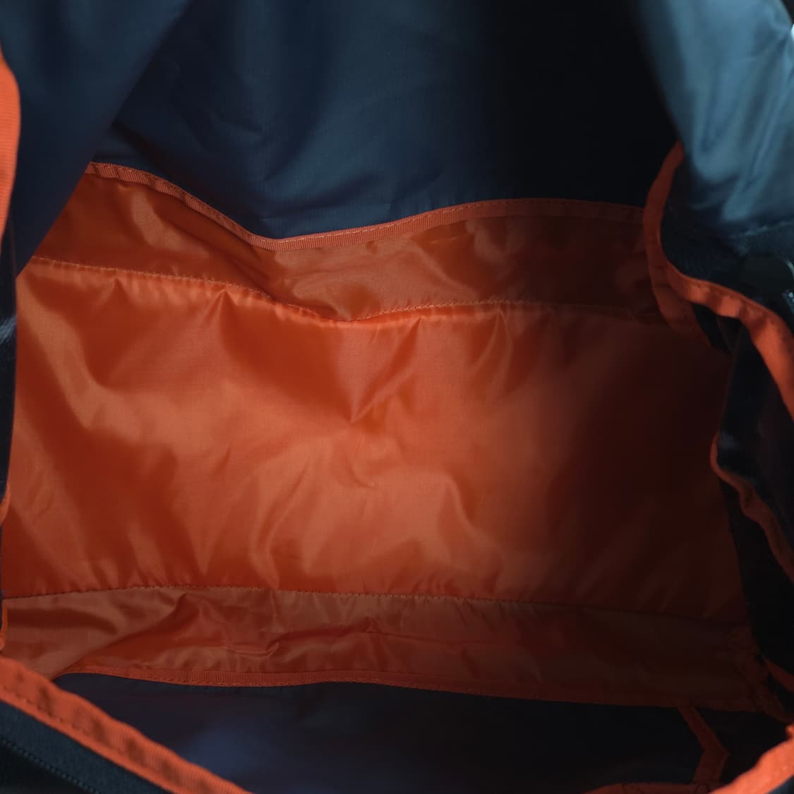 새상품 디스커버리 익스페디션 더플백 네이비 상품이미지7