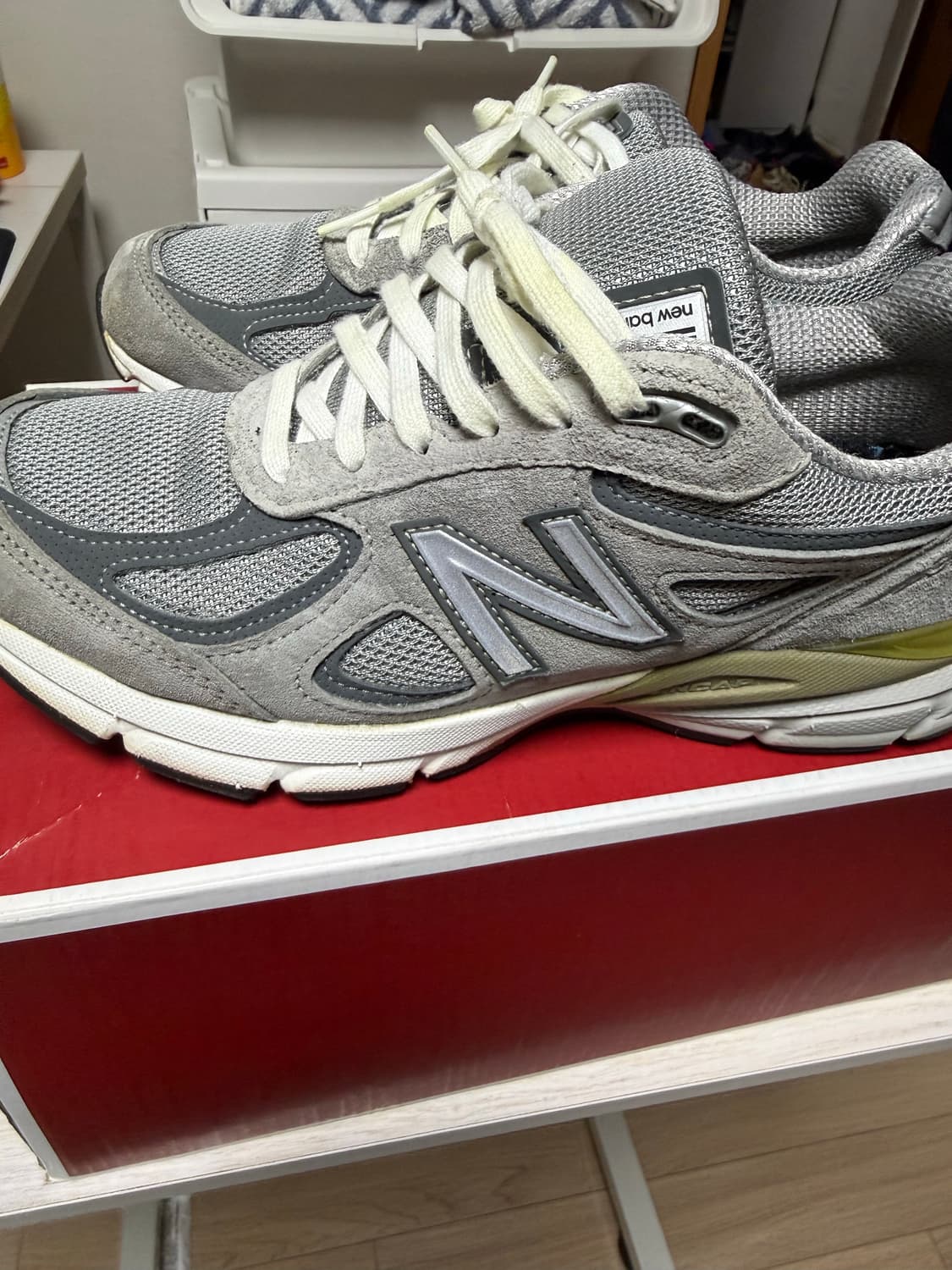 뉴발란스 990 v4 그레이실버 [245]  상품이미지1