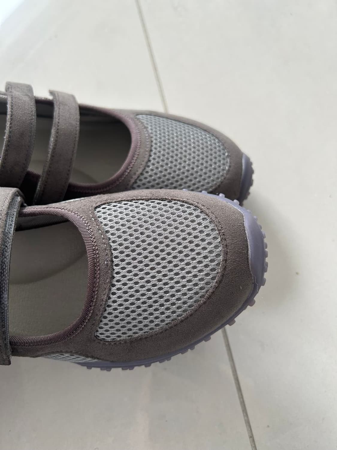 DOUBLE STRAP BALLET SNEAKERS 더블스트랩 발레 슈즈 상품이미지2