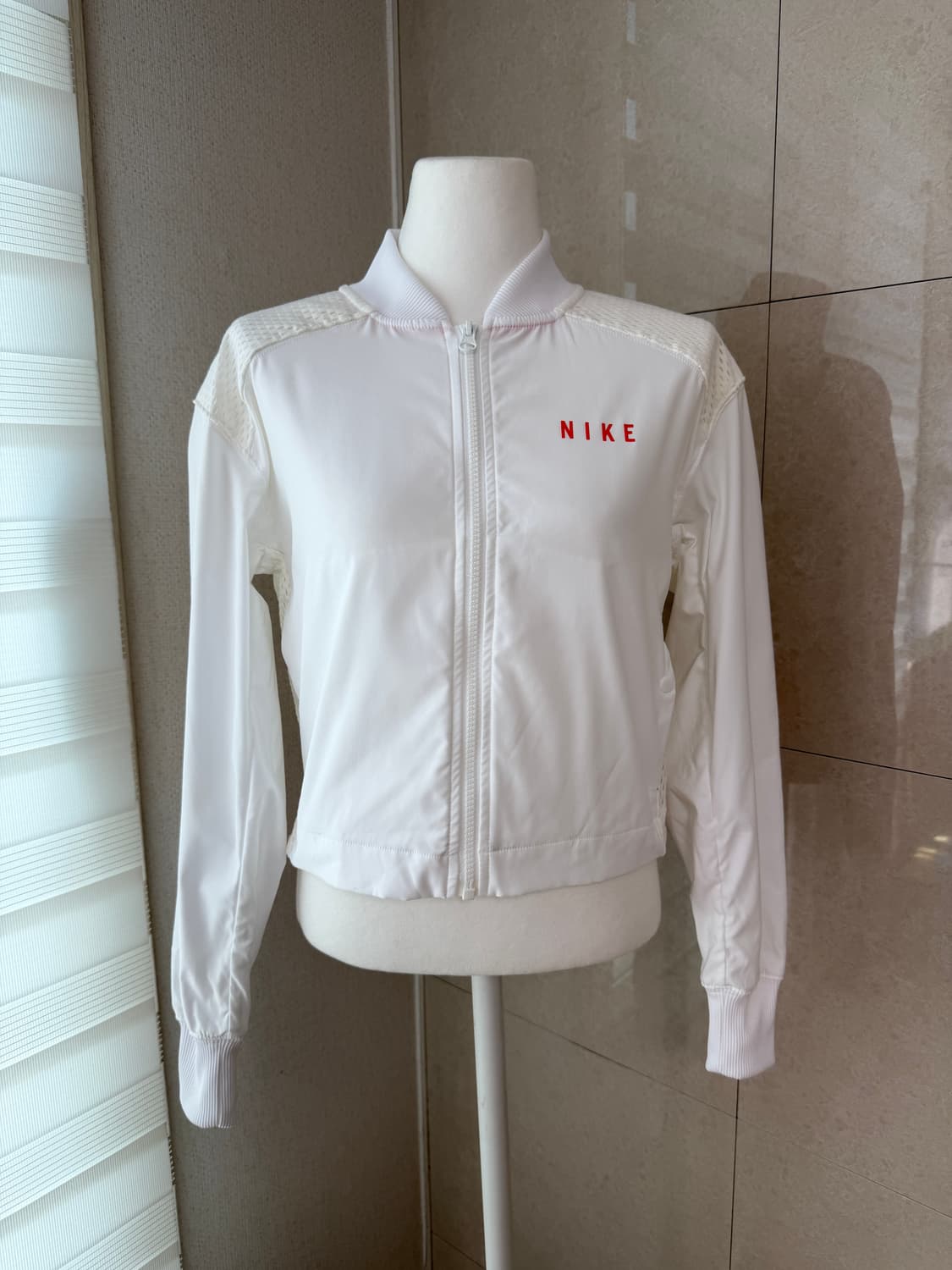 나이키 화이트 블루종 바람막이 자켓 S 상품이미지1