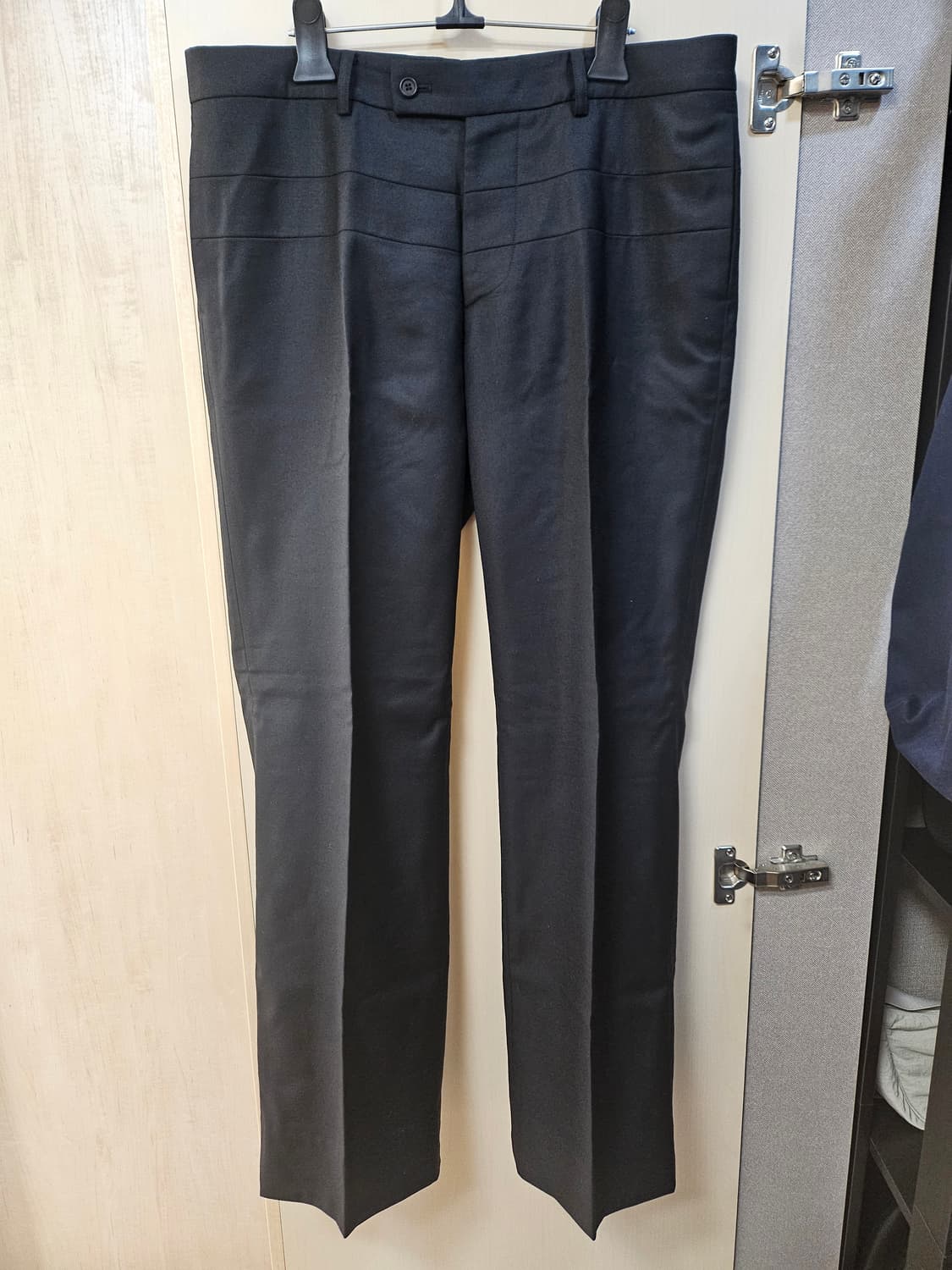 김서룡옴므 블랙 슬림부츠컷 슬랙스 상품이미지1