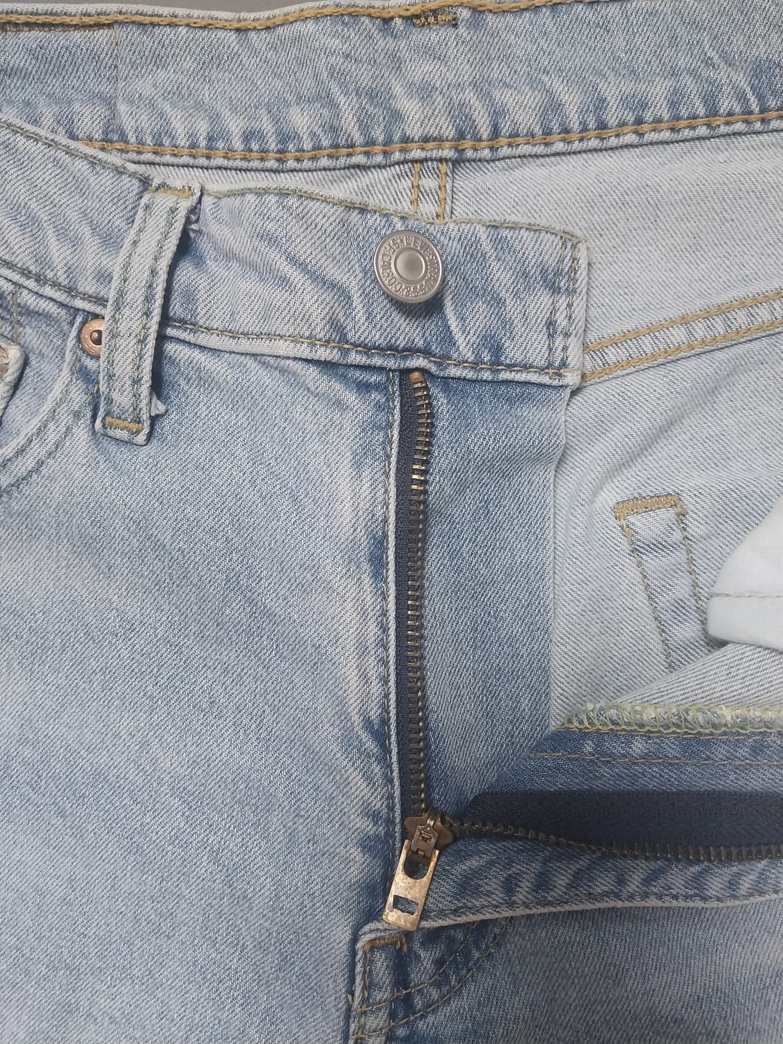 [32] 리바이스 511 연청 레이온혼방 슬림진 청바지 상품이미지6