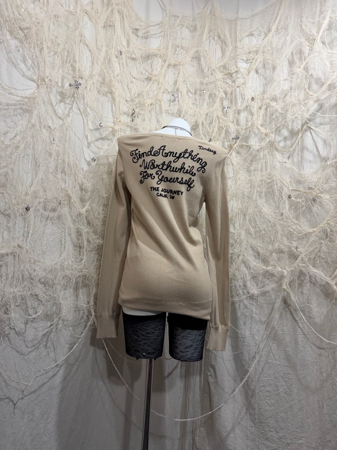 Japanese V-neck skull patch knit 상품이미지4