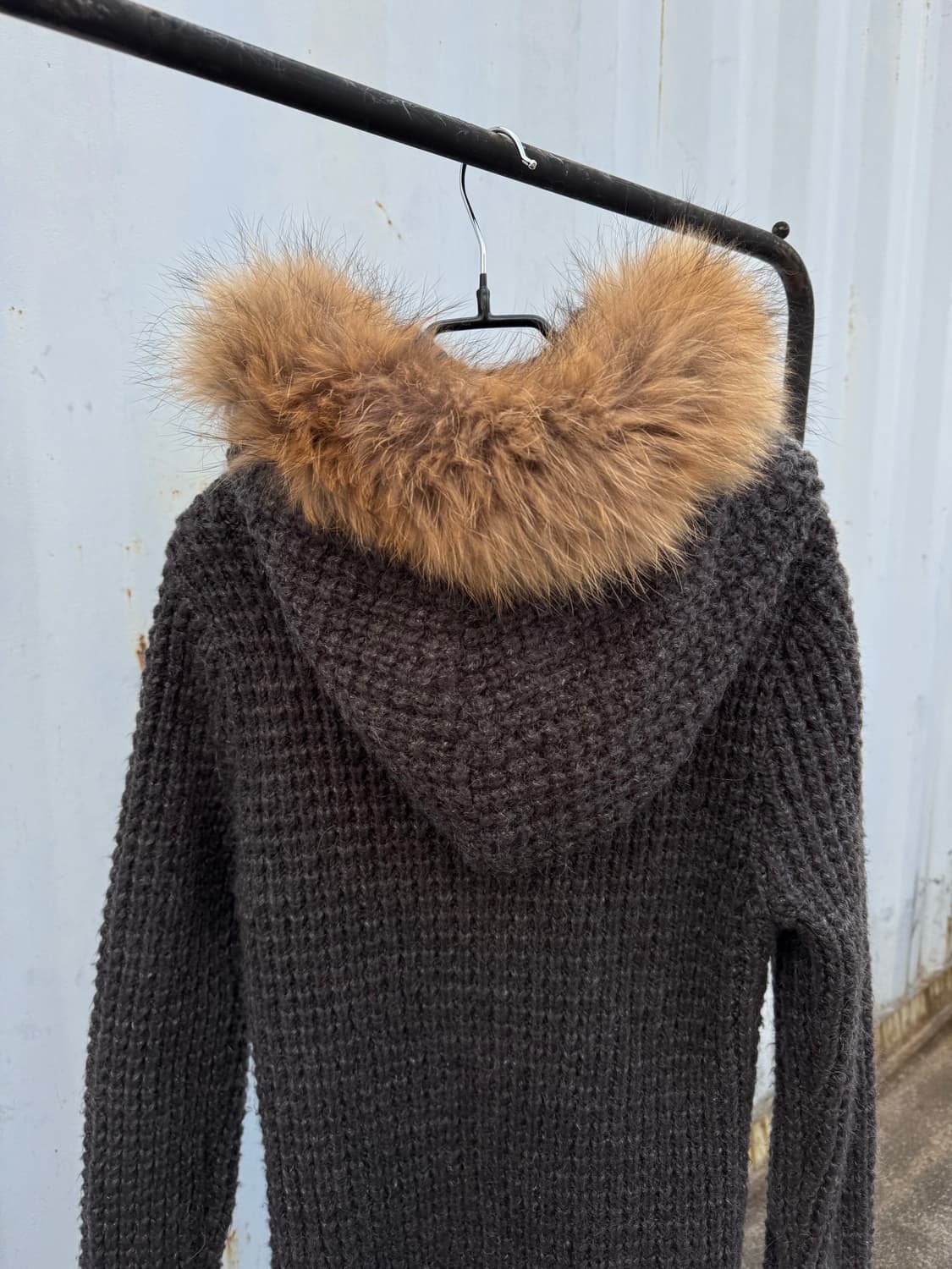 Raccoon Fur Hooded Long Knit Zip-Up 상품이미지4
