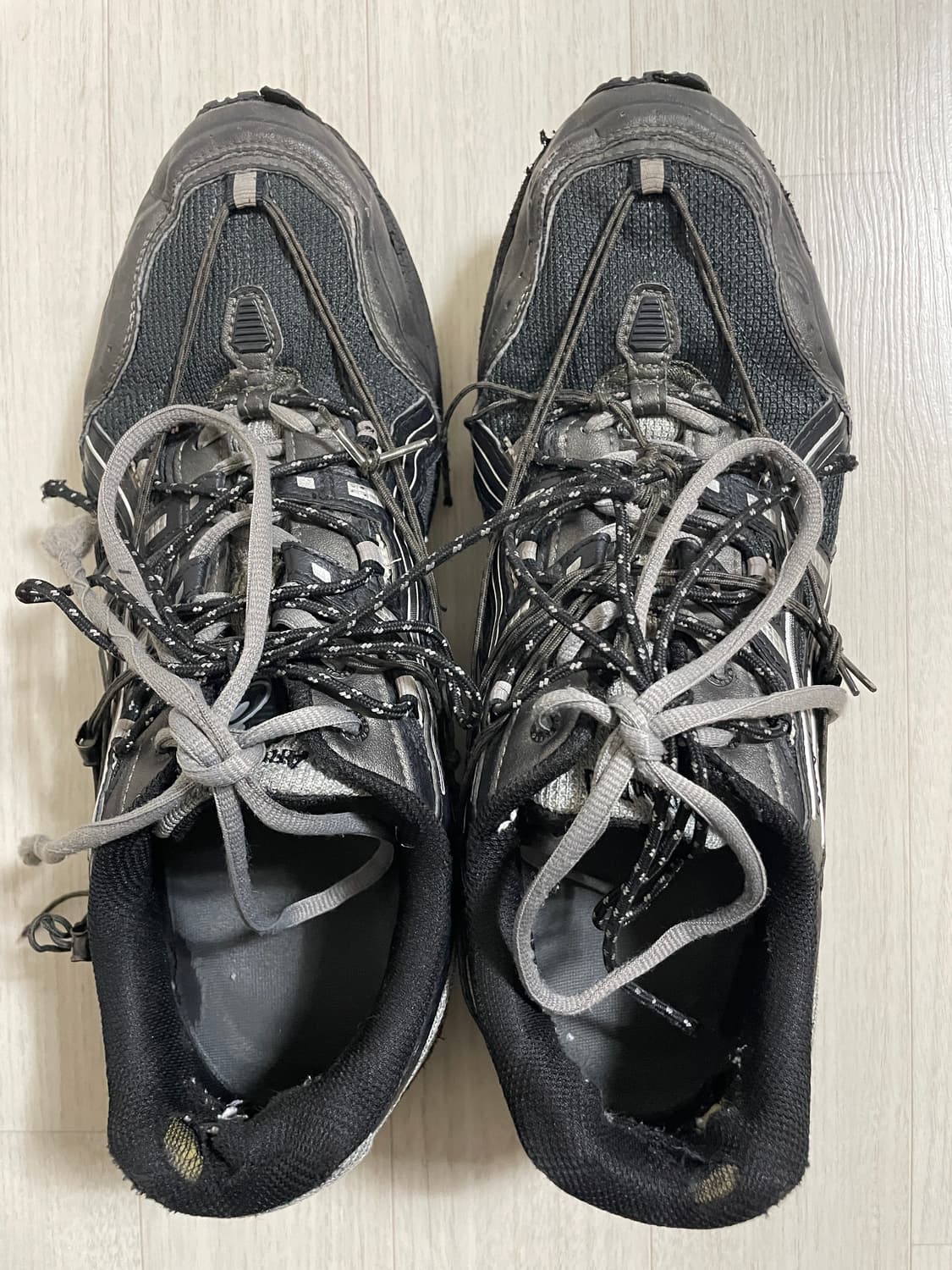 아식스 엔더슨벨 젤 1090 블랙실버 295 상품이미지1