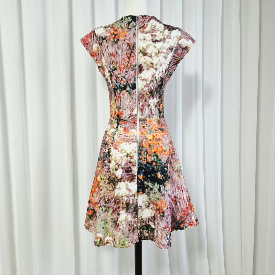 까르뱅 CARVEN 원피스 미니드레스 (44~날씬55) 상태최상 상품이미지3