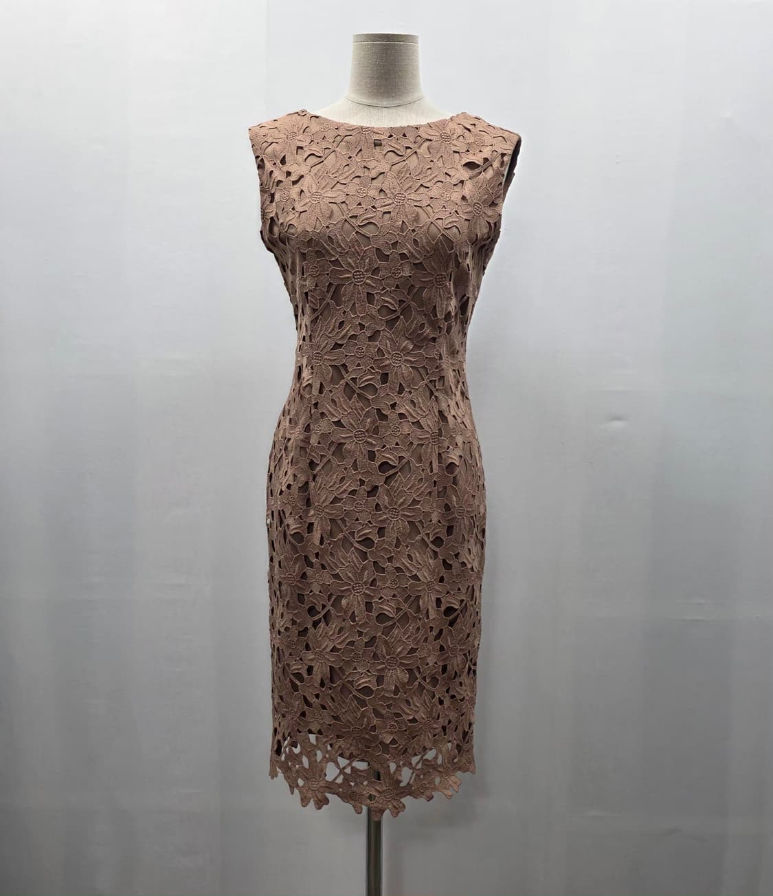 1325 모조에스핀 mojo s phine 자수 레이스 민소매 원피스55 상품이미지1