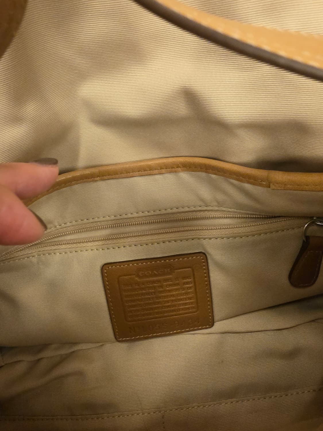 코치 가죽 숄더백 상품이미지3