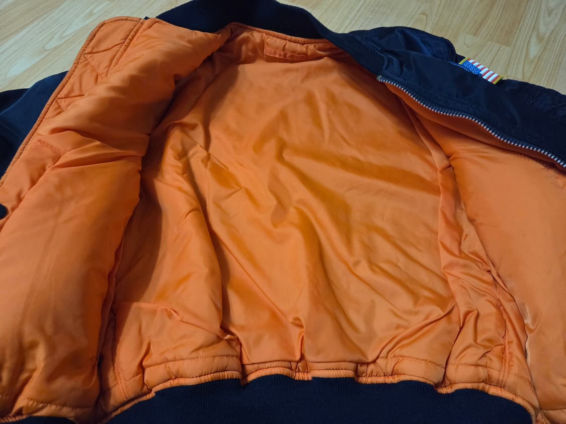 알파인더스트리 MA-1 자켓 상태좋음 상품이미지5