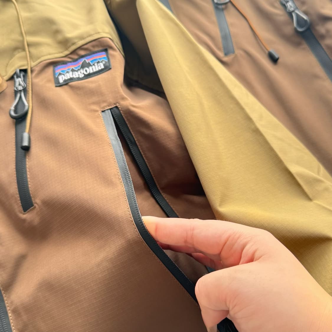 파타고니아 아웃도어 트레킹 바람막이 상품이미지2