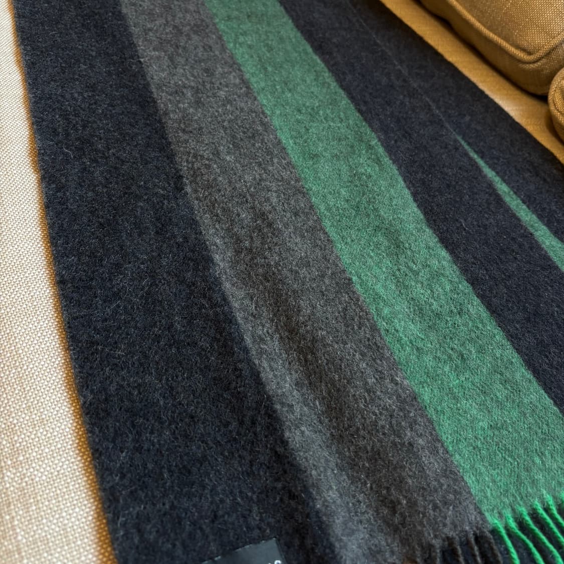 필립 르 백 캐시미어 100 % 머플러 그린 블랙 배색 상품이미지6